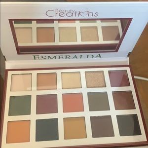 Beauty creations | Esmeralda palette